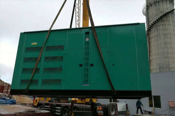 新源柴油发电机组的保养周期？