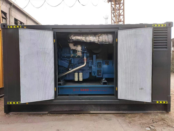 新源柴油发电机组的电瓶应该如何选择？